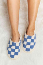 Load image into Gallery viewer, Checkered Plush Slippers