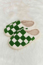 Load image into Gallery viewer, Checkered Plush Slippers