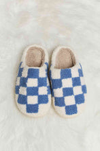 Load image into Gallery viewer, Checkered Plush Slippers