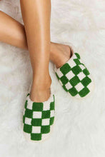 Load image into Gallery viewer, Checkered Plush Slippers