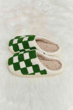 Load image into Gallery viewer, Checkered Plush Slippers