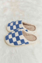 Load image into Gallery viewer, Checkered Plush Slippers