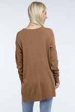 Load image into Gallery viewer, Hi-Low Hem Front Seam Sweater
