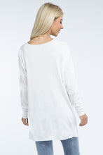 Load image into Gallery viewer, Hi-Low Hem Front Seam Sweater
