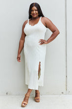 Load image into Gallery viewer, Live in the Moment Maxi Dress*
